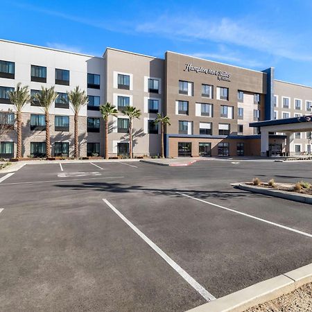 Hampton Inn & Suites Corona, Ca Exterior photo